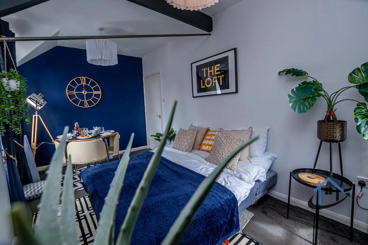 Flat 5, Super King Bed, Free Parking, Workspace, Free Wi-Fi Nottingham United Kingdom